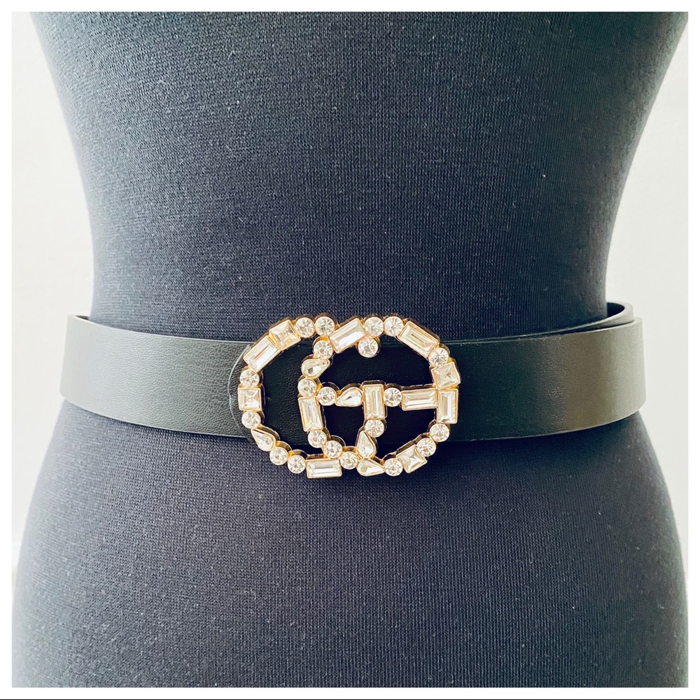 ✨LAST ONE✨GORGEOUS DIAMOND BUCKLE VEGAN BELT - Picture 3 of 5